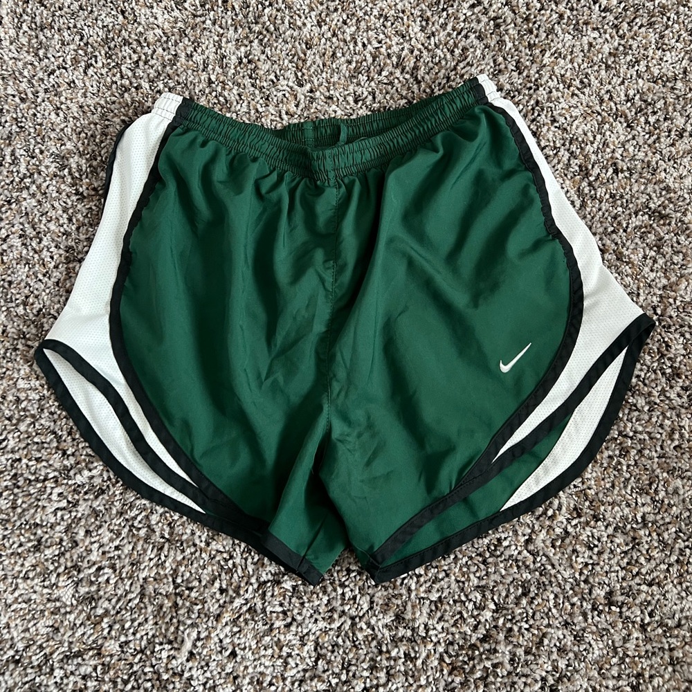Nike Athletic Shorts Green